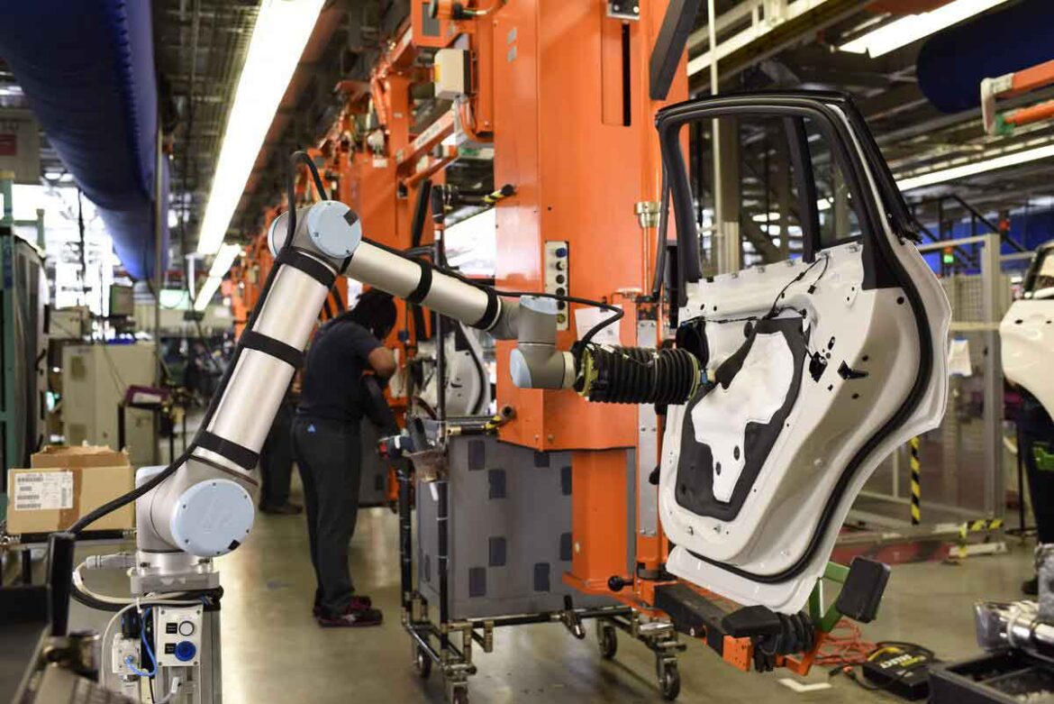 FAQ หุ่นยนต์โคบอทในอุตสาหกรรมยานยนต์